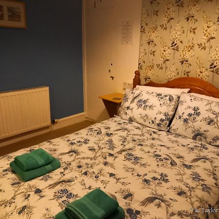 The Bettle And Chisel Hotel Delabole Bagian luar foto